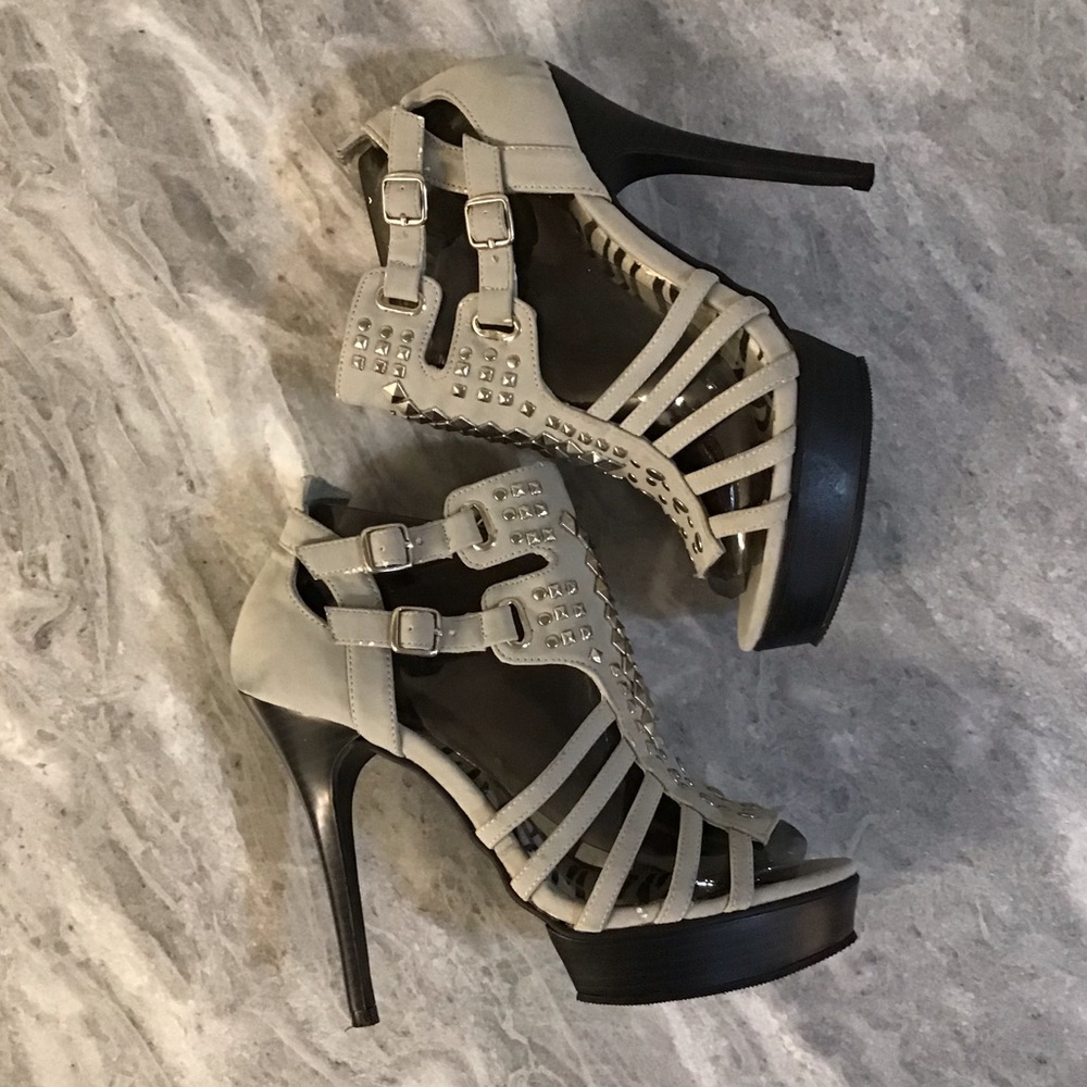 “Promiscuous” Heels - Picture 3 of 8